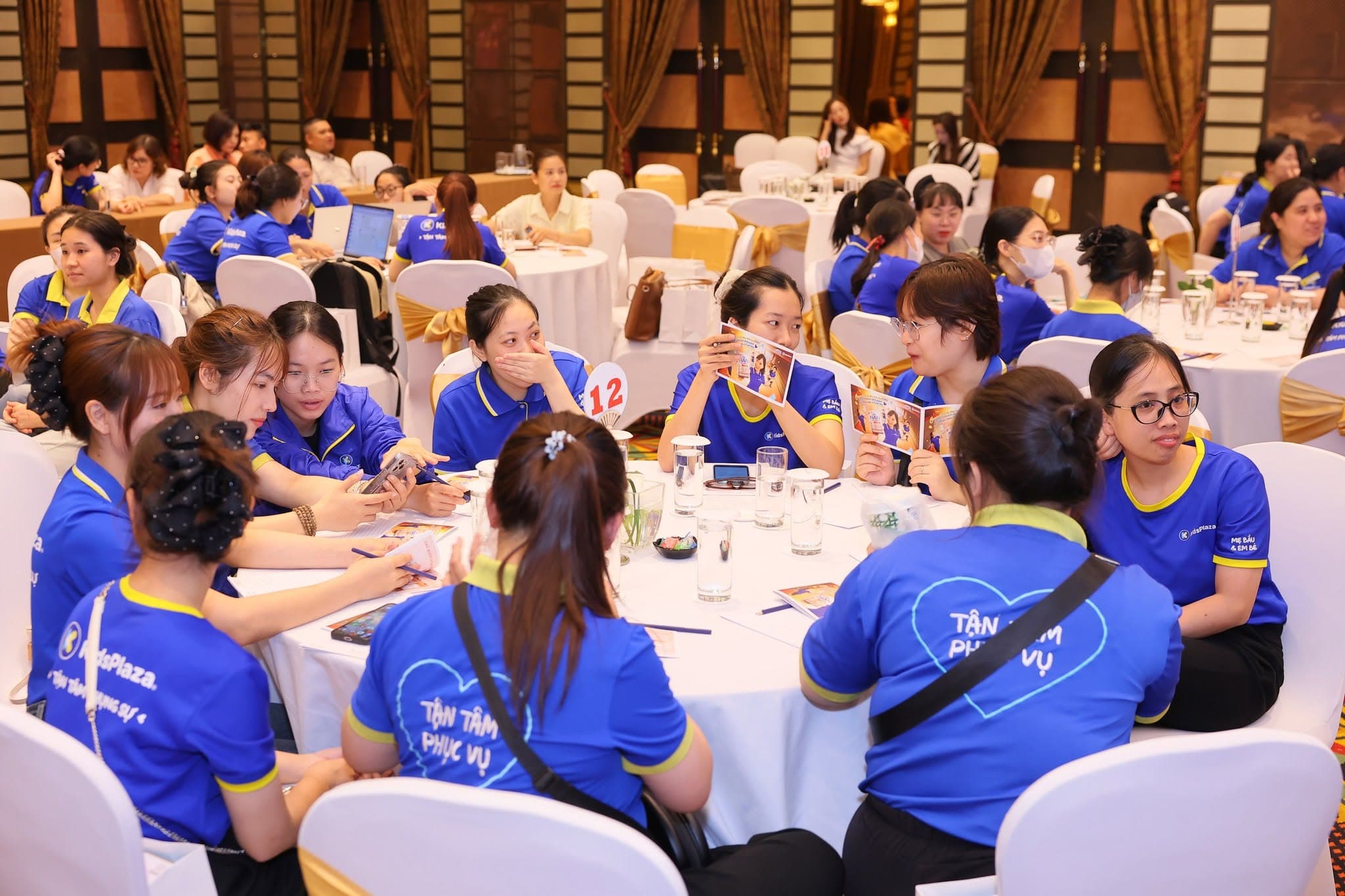 Quản lý Cửa hàng – Nghề của những người tạo nên trải nghiệm khách hàng
